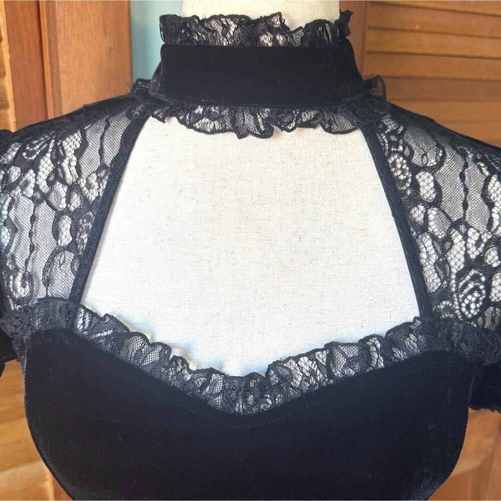 Killstar Gothic Lolita Victorian Vkei Witchcore Black Velvet Lace Mini Dress - Picture 4 of 10